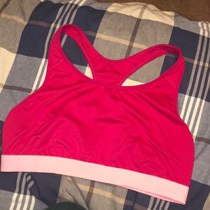 sports bra